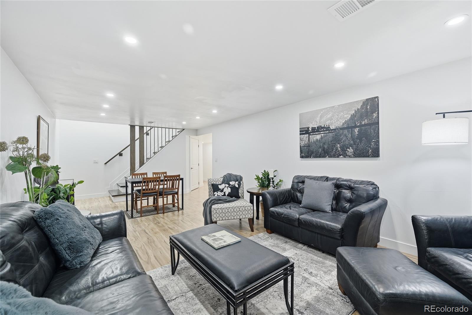 MLS Image #14 for 3632 e lake way,centennial, Colorado