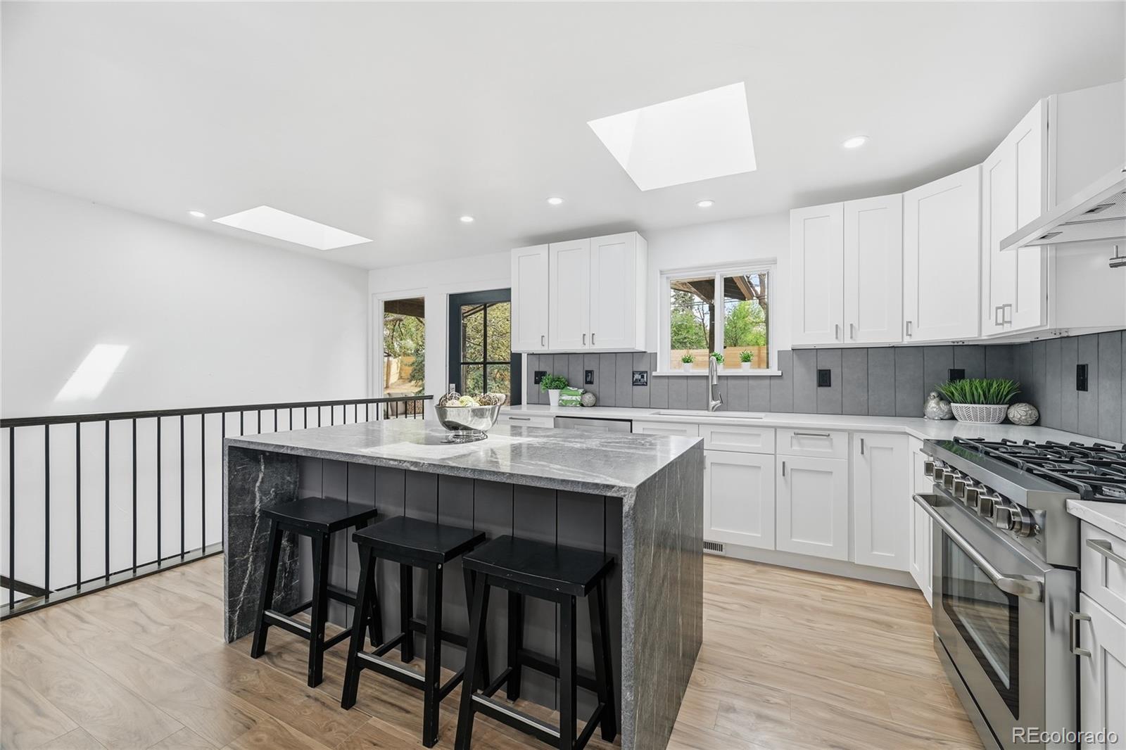 MLS Image #9 for 3632 e lake way,centennial, Colorado