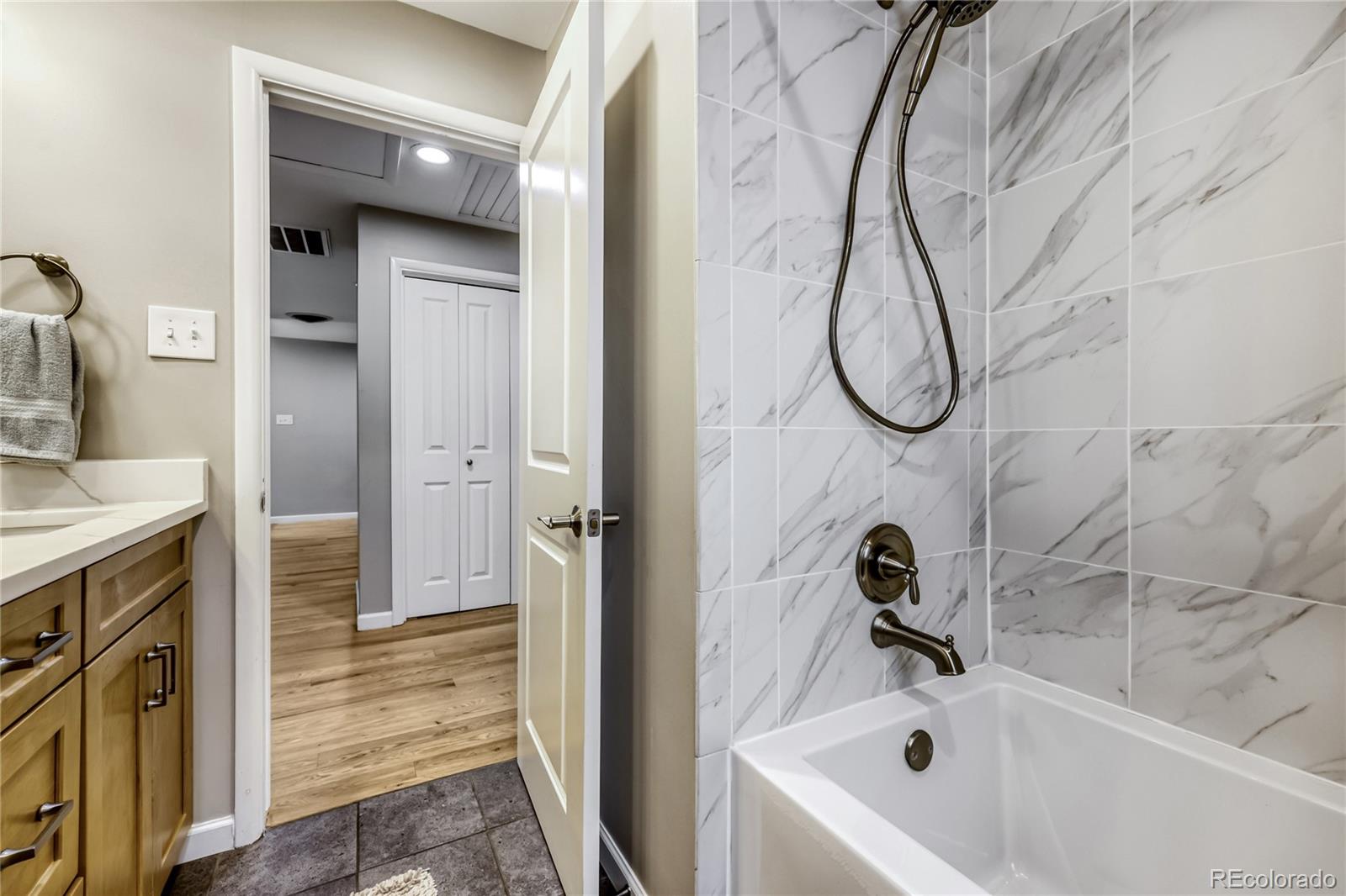 MLS Image #21 for 411  leyden street,denver, Colorado