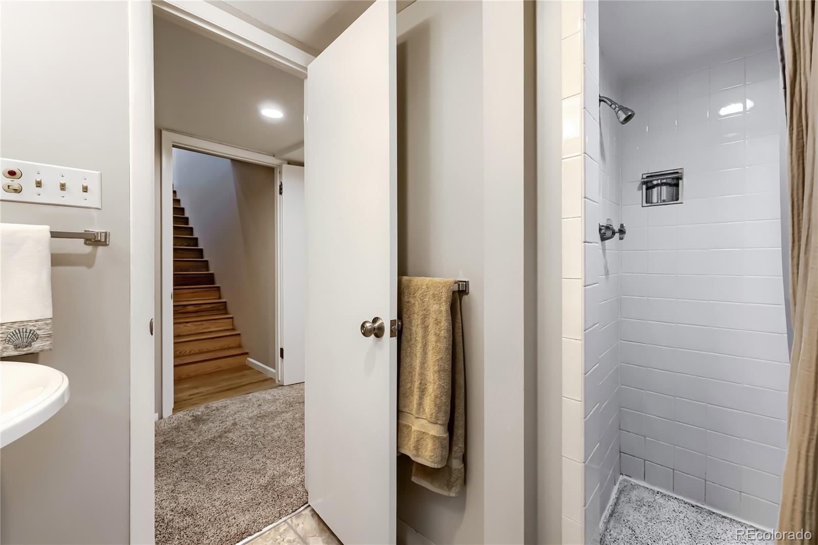 MLS Image #24 for 411  leyden street,denver, Colorado
