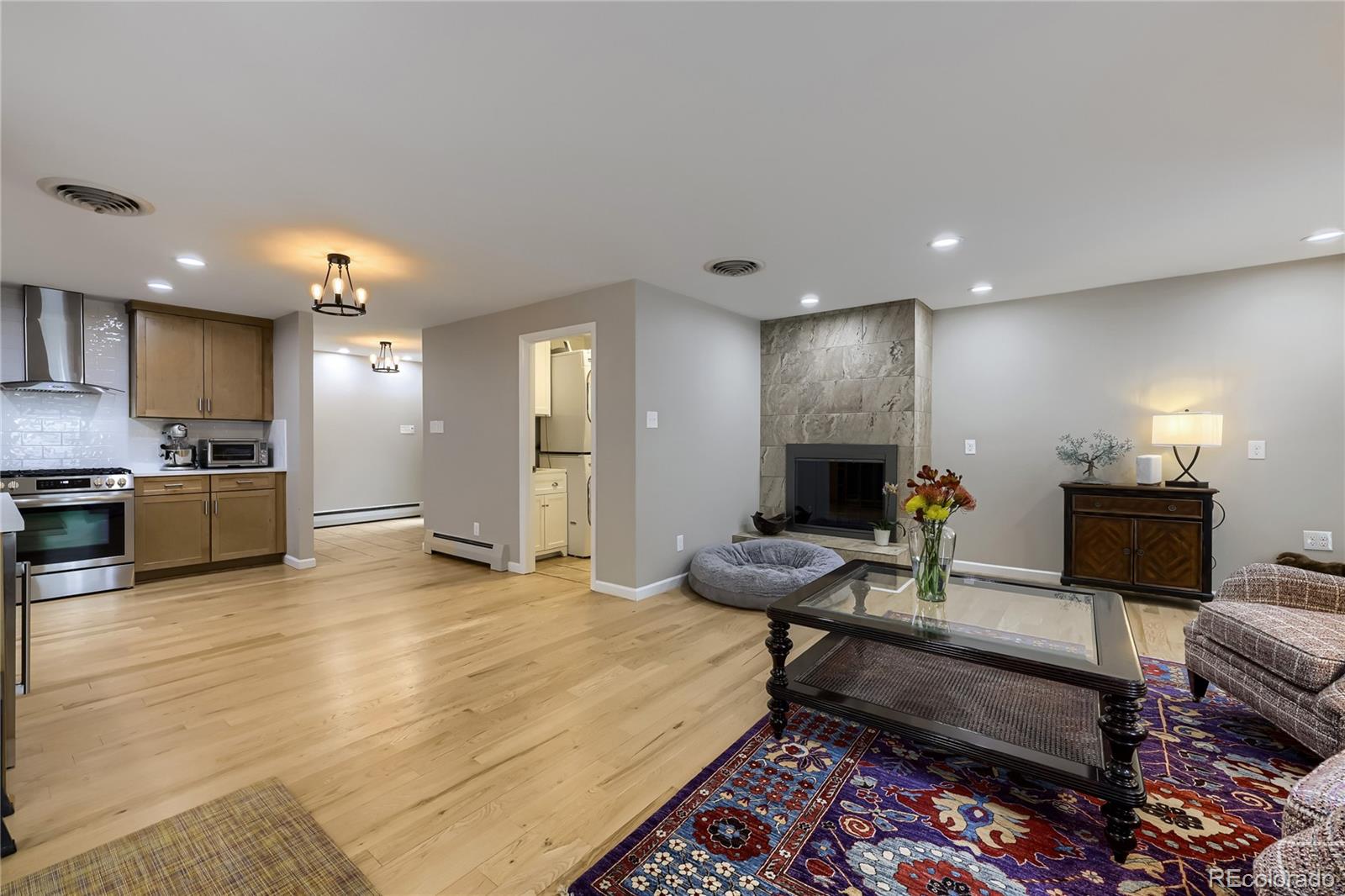 MLS Image #6 for 411  leyden street,denver, Colorado