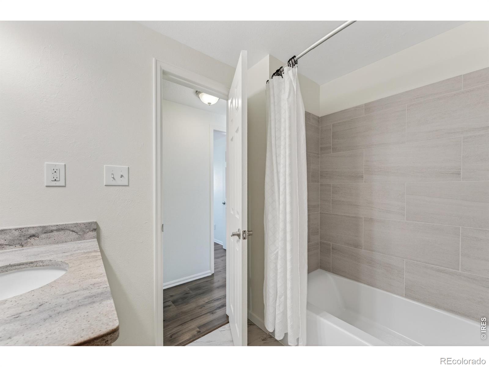 MLS Image #16 for 1432 s bowen street,longmont, Colorado
