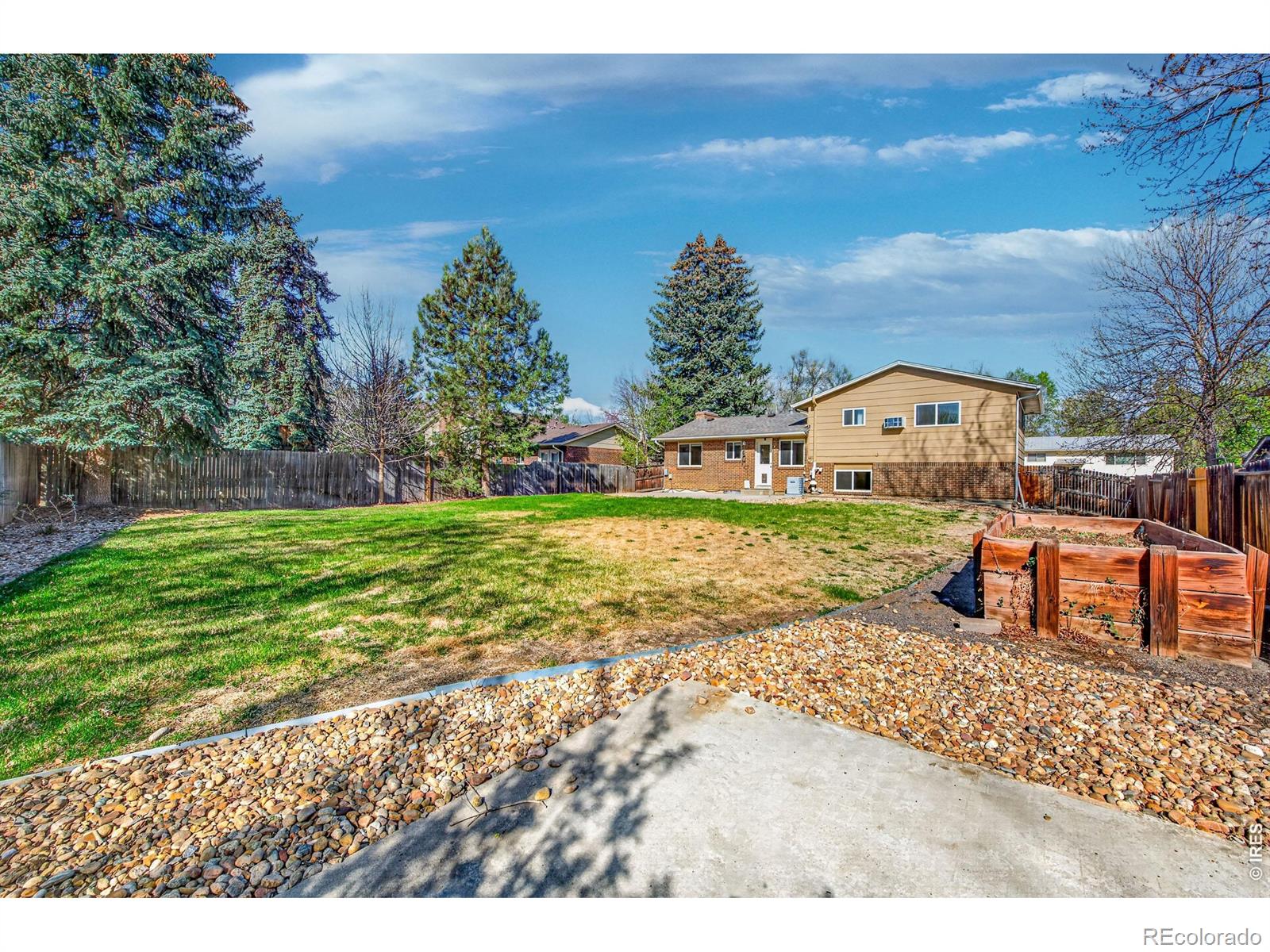 MLS Image #3 for 1432 s bowen street,longmont, Colorado