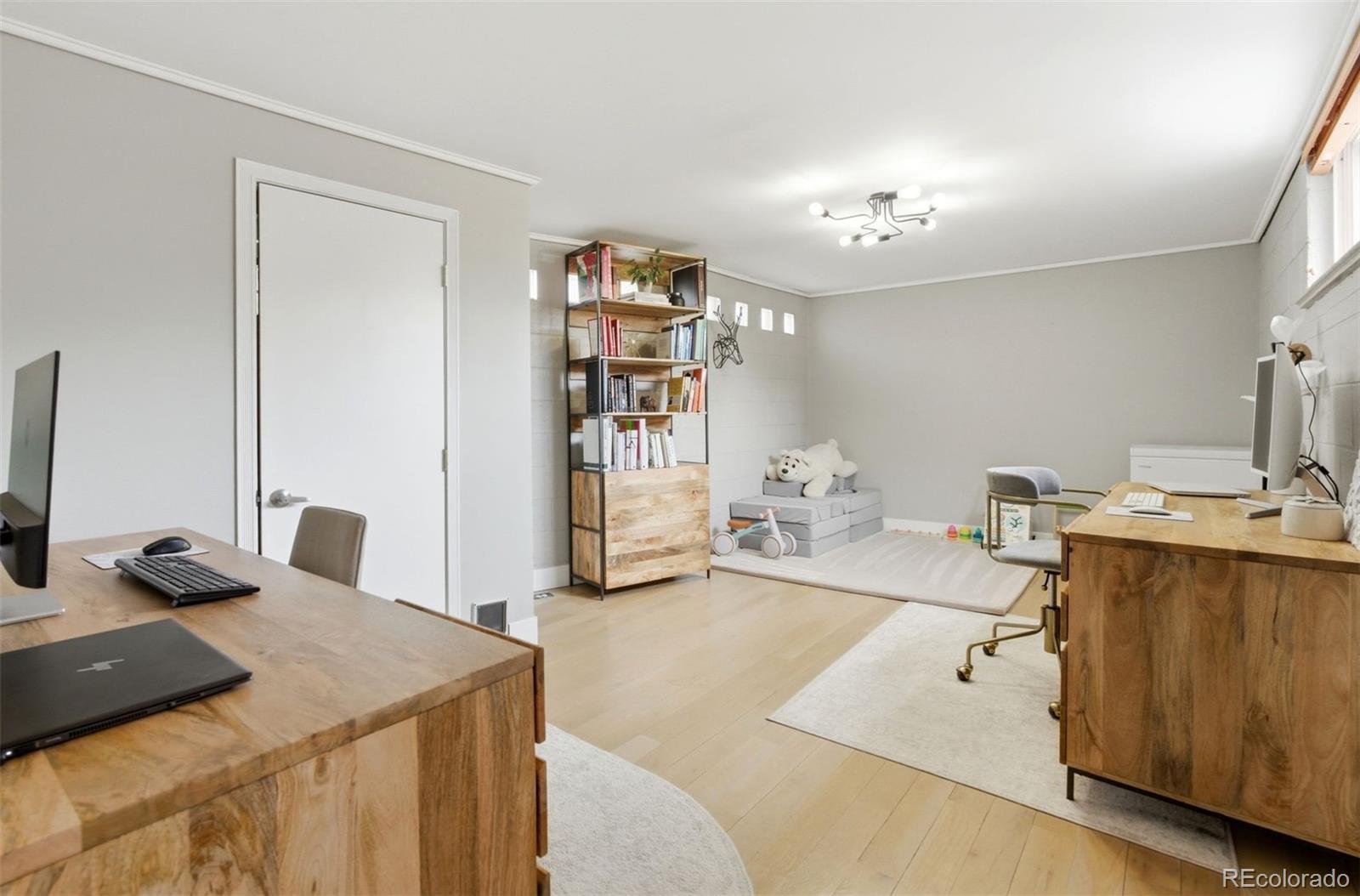 MLS Image #13 for 999 s fillmore way,denver, Colorado
