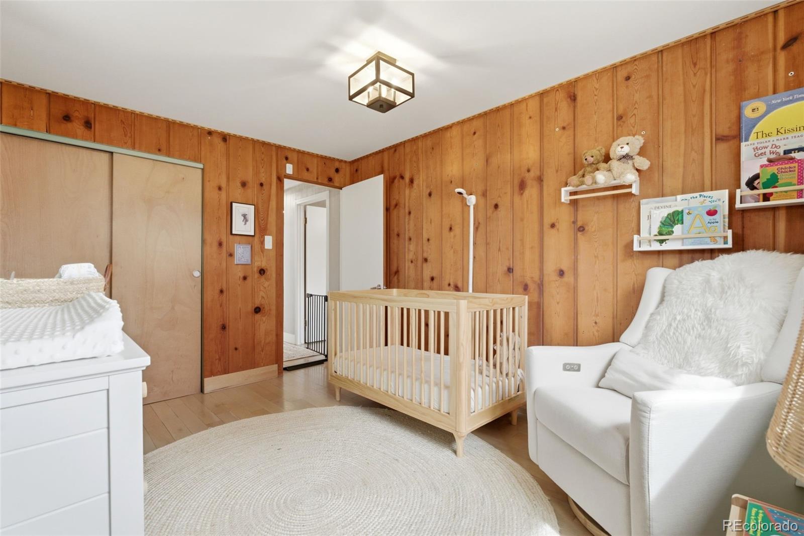 MLS Image #18 for 999 s fillmore way,denver, Colorado
