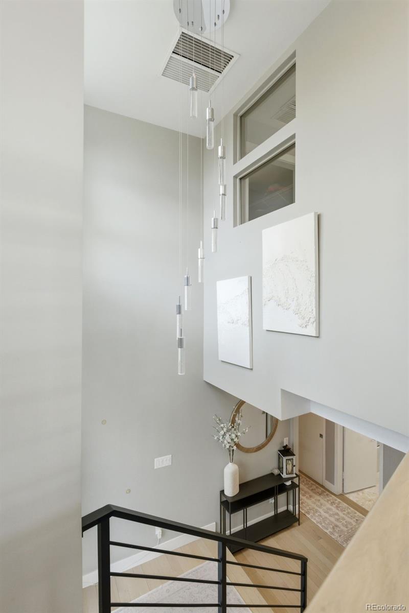 MLS Image #19 for 999 s fillmore way,denver, Colorado