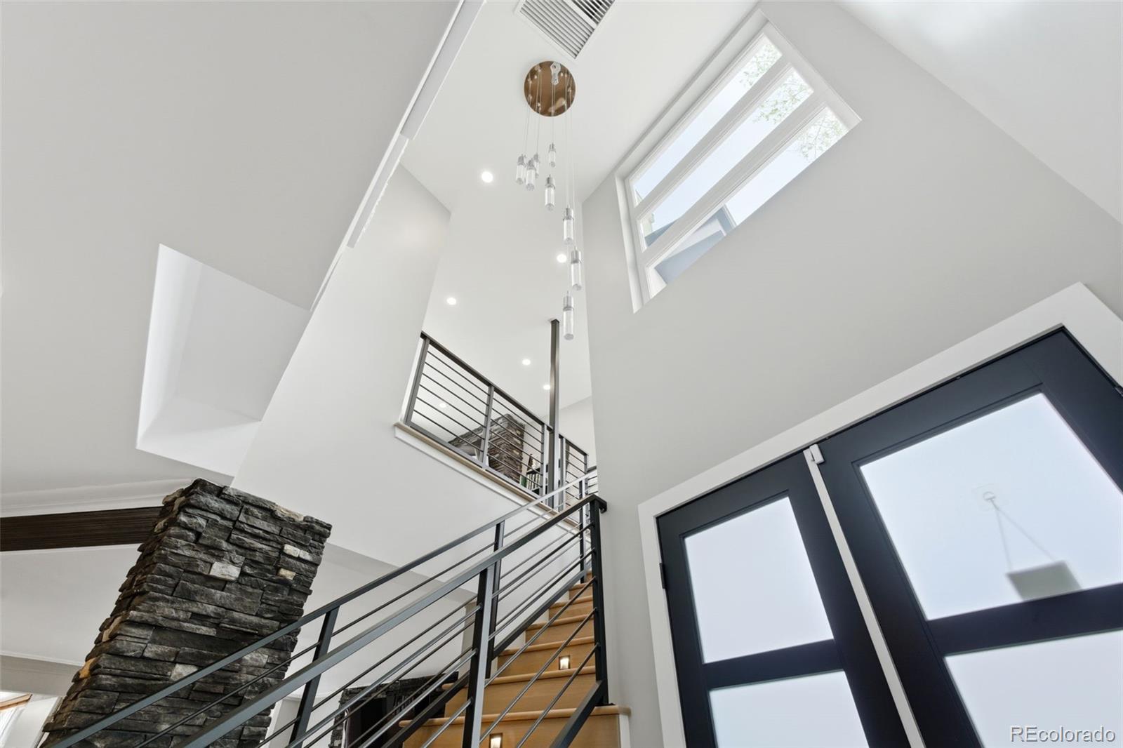 MLS Image #20 for 999 s fillmore way,denver, Colorado