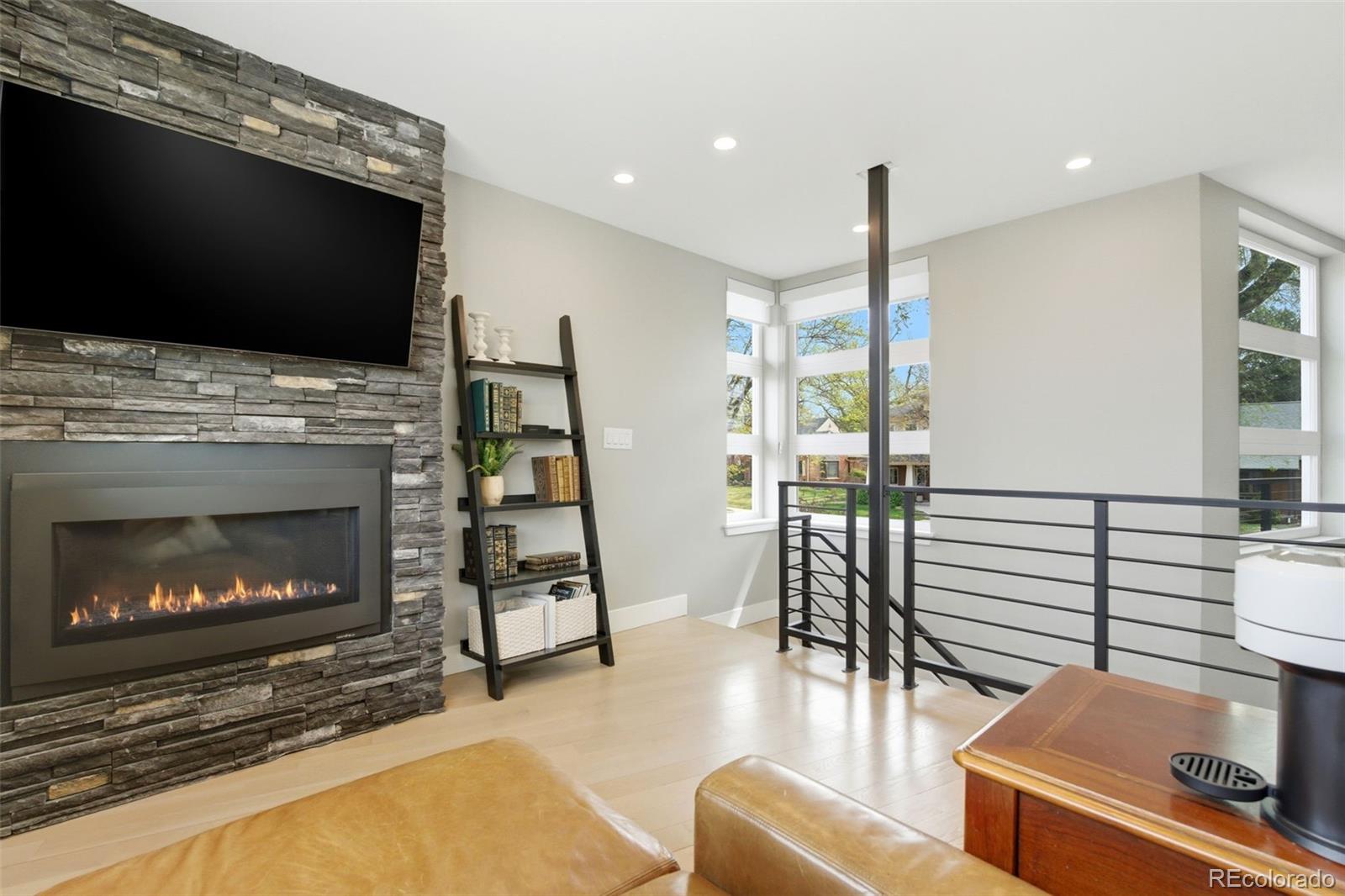 MLS Image #22 for 999 s fillmore way,denver, Colorado