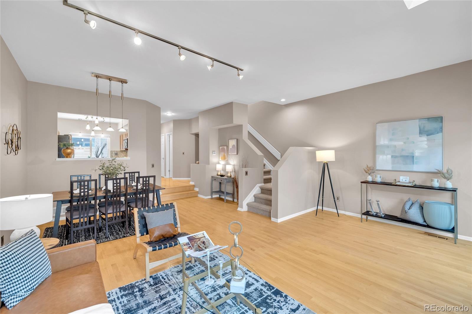 MLS Image #3 for 5555 e briarwood avenue 607,centennial, Colorado