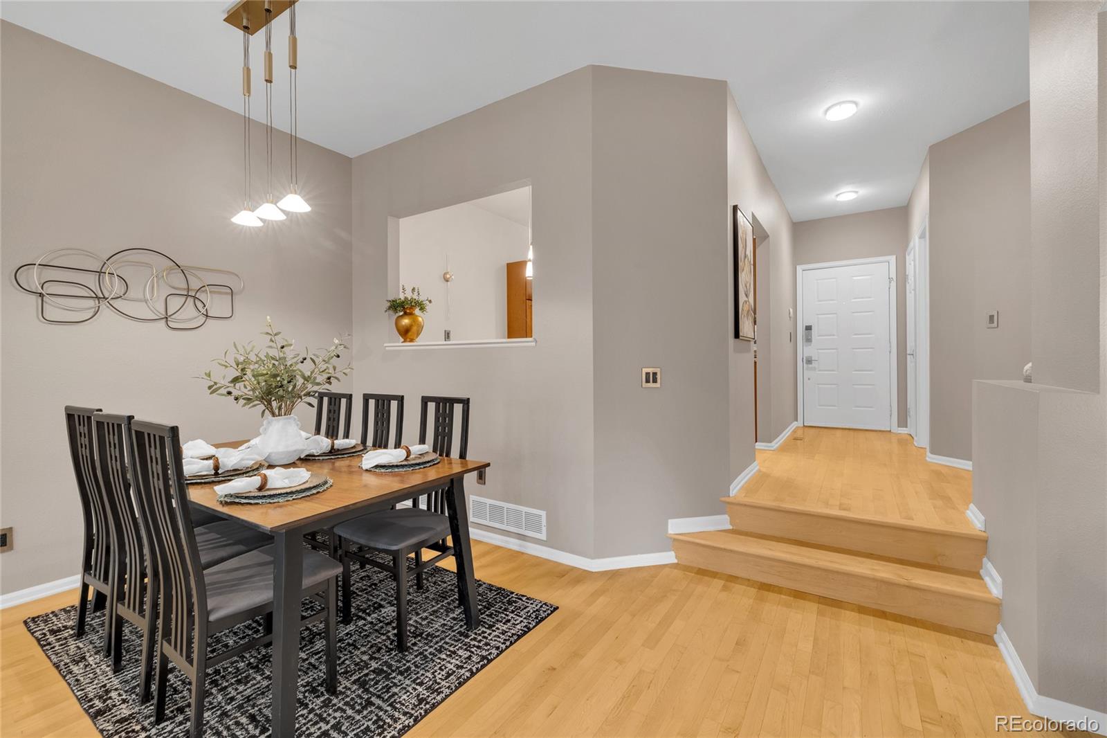 MLS Image #5 for 5555 e briarwood avenue 607,centennial, Colorado