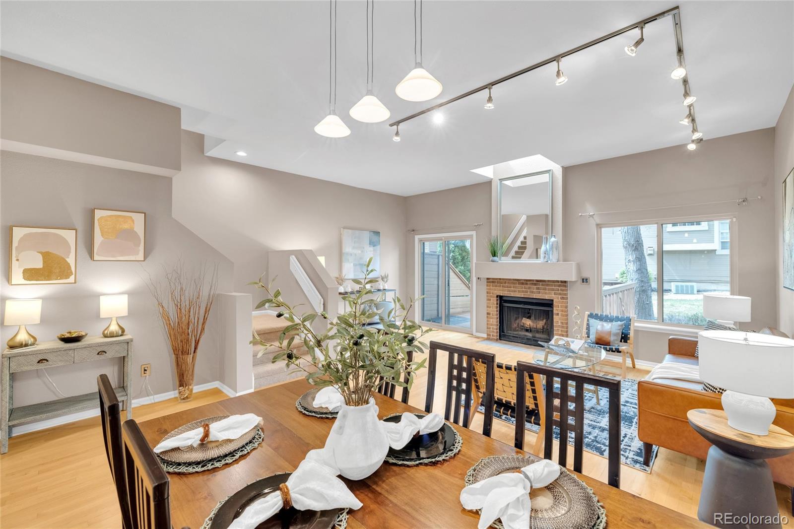 MLS Image #6 for 5555 e briarwood avenue 607,centennial, Colorado