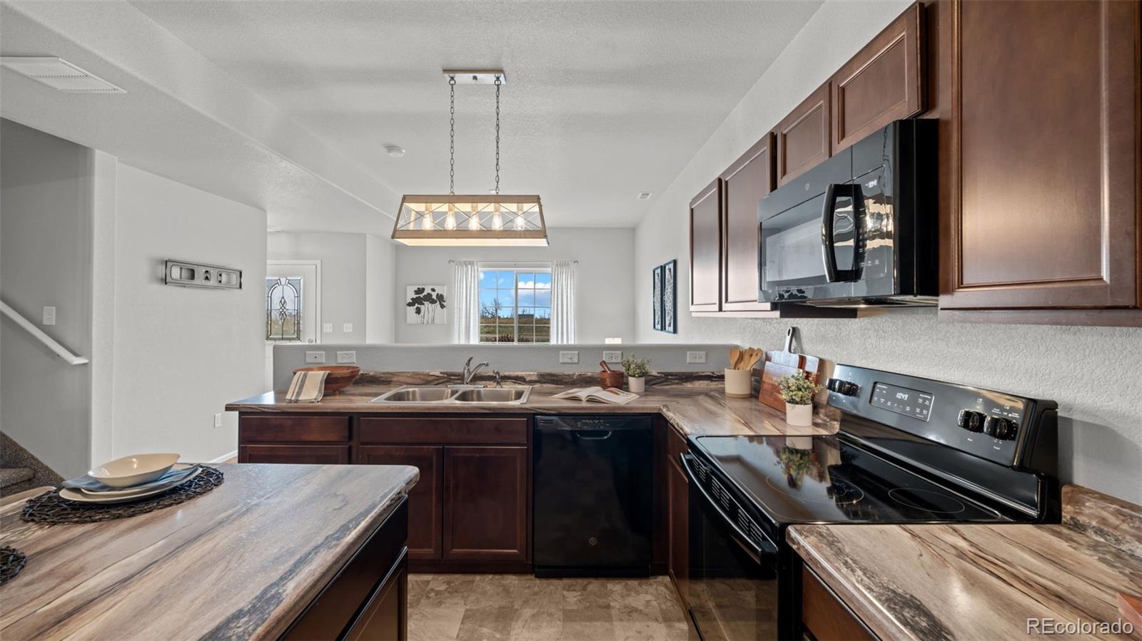 MLS Image #15 for 7423  sand lake heights,colorado springs, Colorado