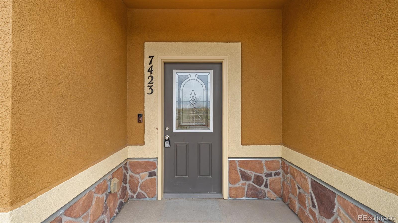 MLS Image #3 for 7423  sand lake heights,colorado springs, Colorado
