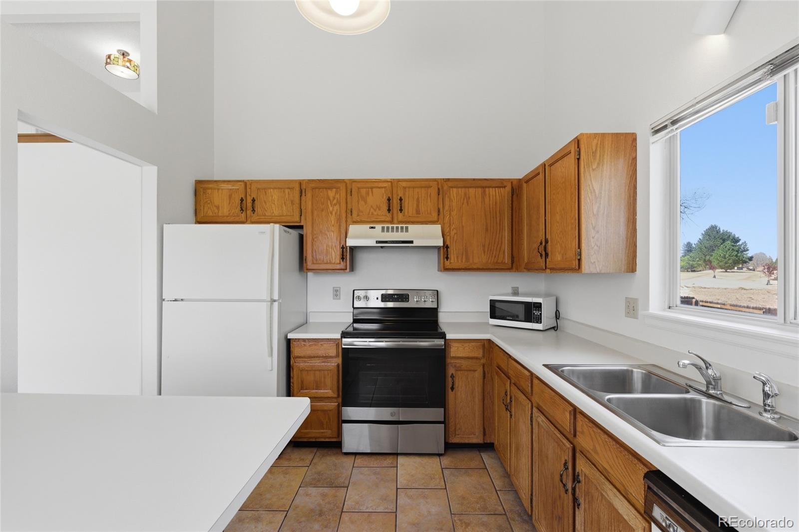 MLS Image #13 for 14777 e ohio avenue,aurora, Colorado