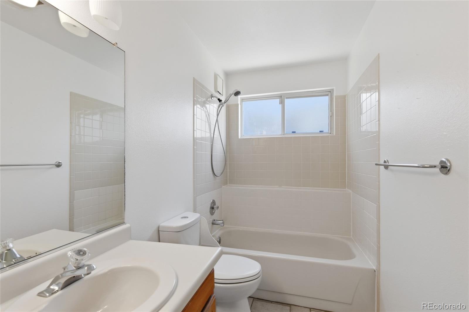 MLS Image #18 for 14777 e ohio avenue,aurora, Colorado
