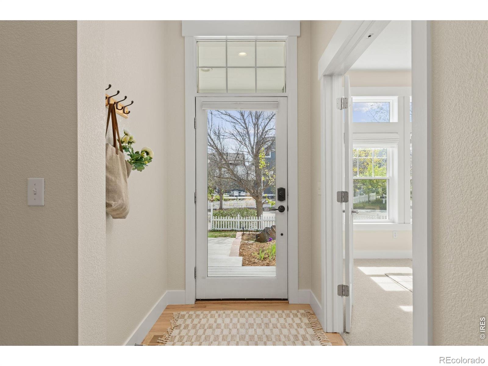 MLS Image #4 for 498  blue lake trail,lafayette, Colorado