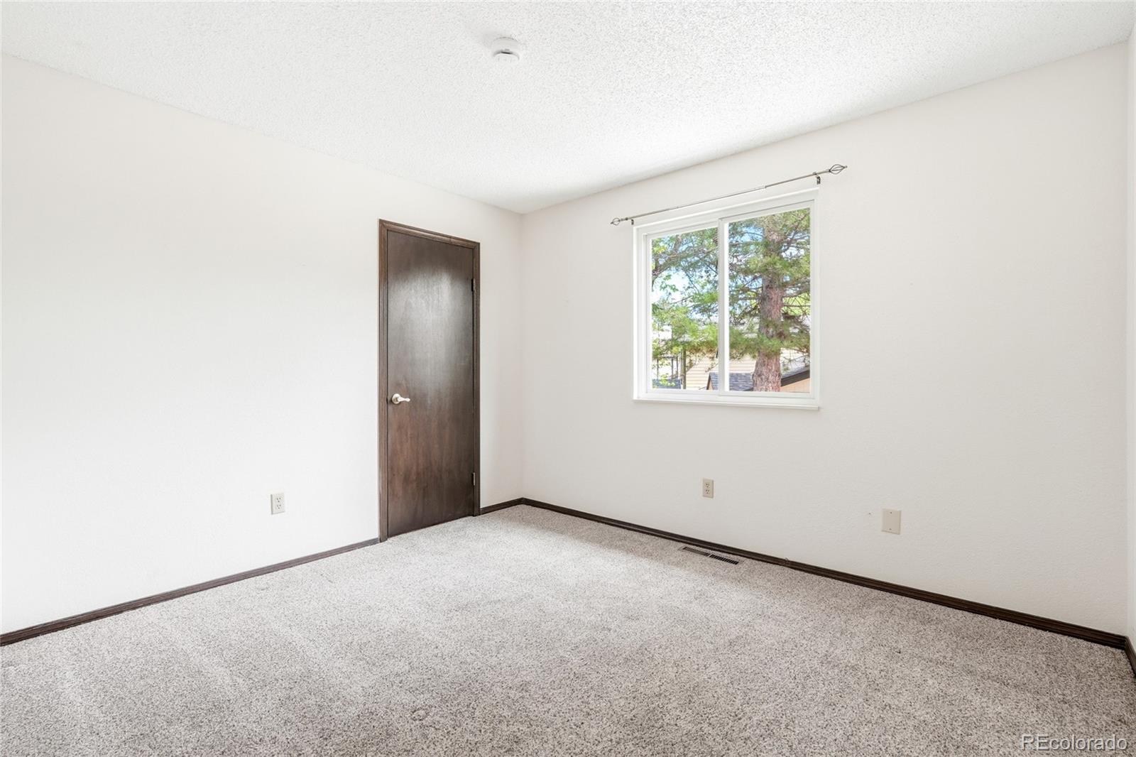 MLS Image #16 for 1016 e 6th circle,broomfield, Colorado