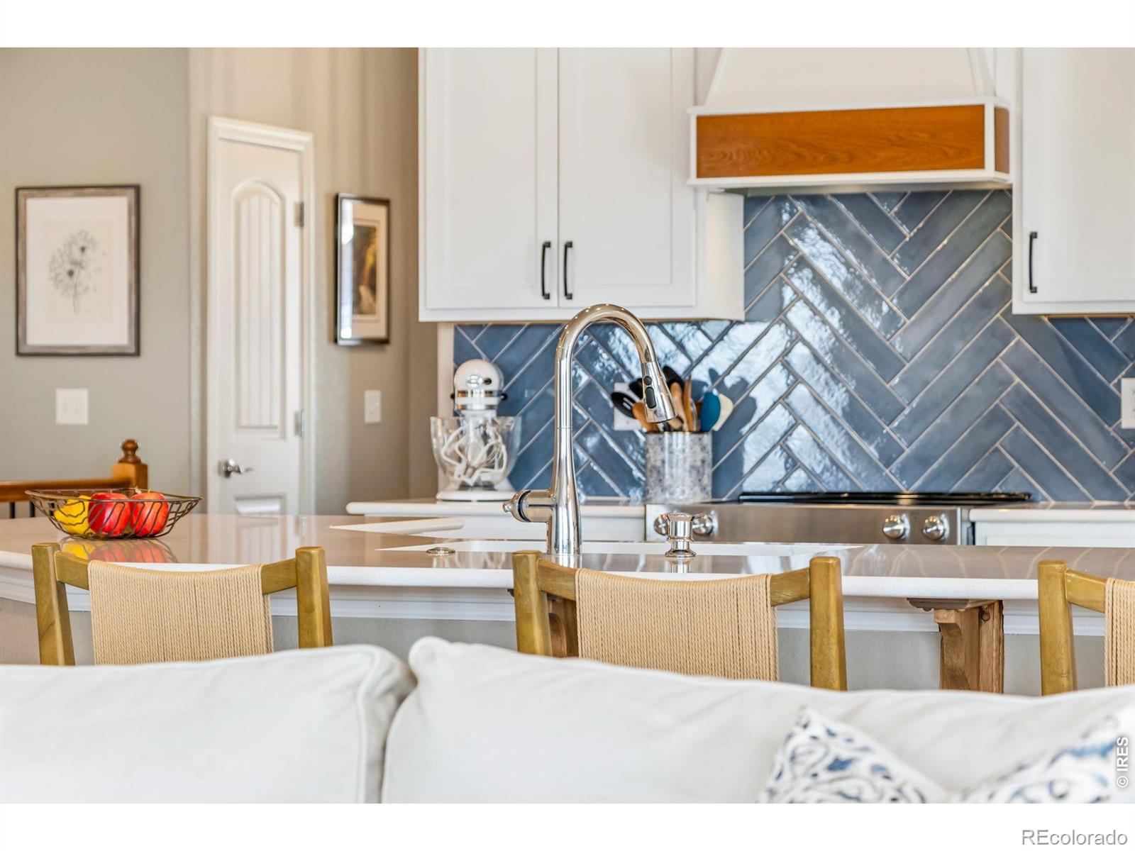 MLS Image #4 for 5521  homeward drive,timnath, Colorado
