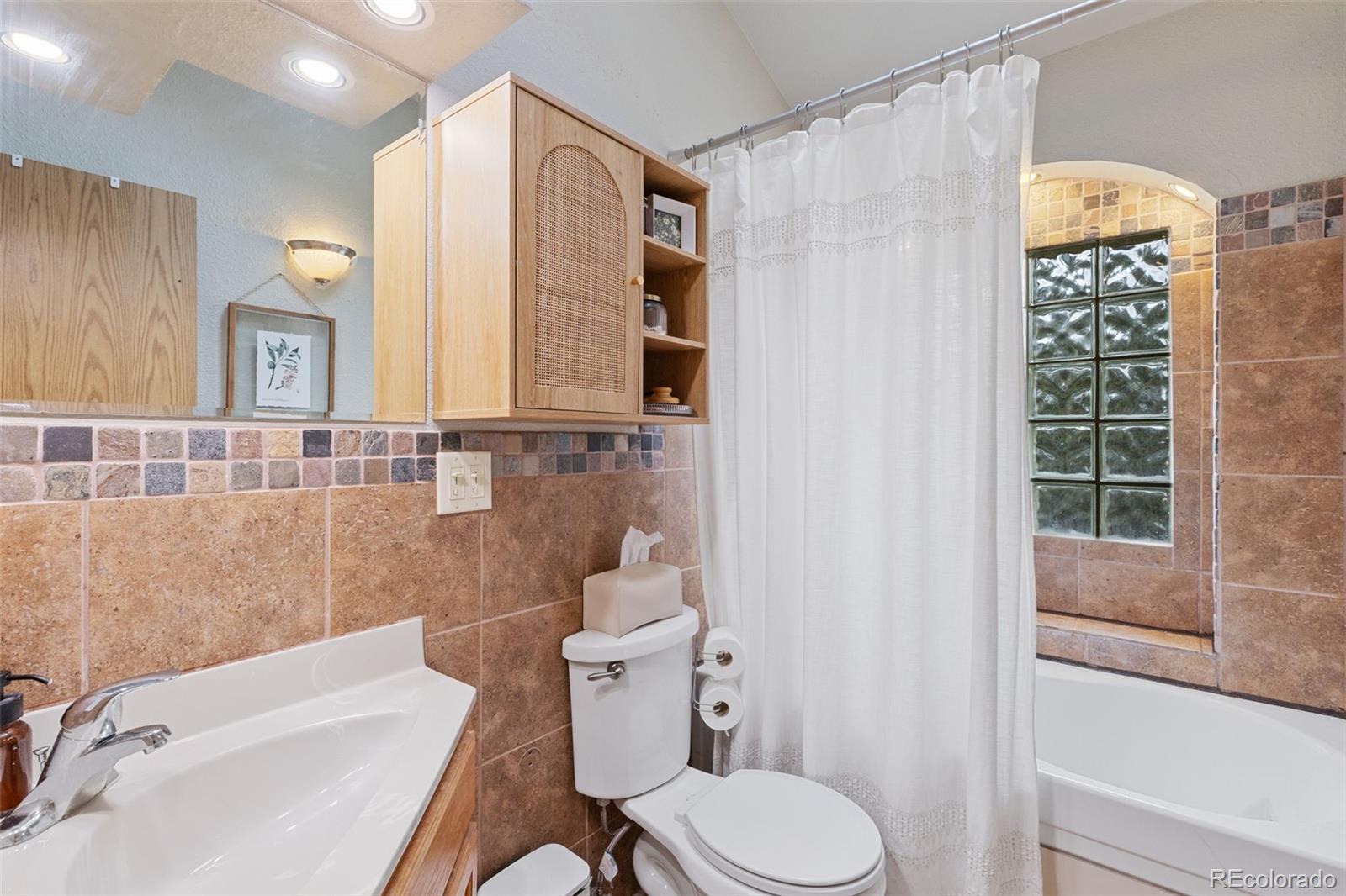 MLS Image #20 for 1125  greenbrier drive,colorado springs, Colorado