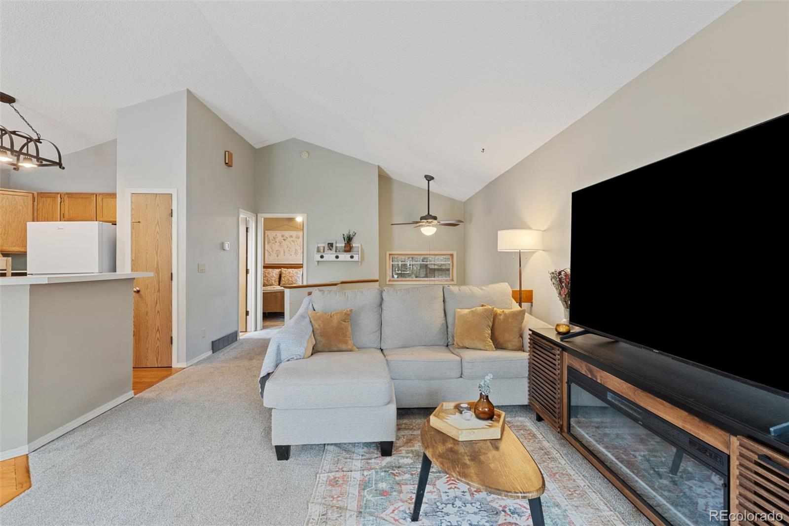 MLS Image #5 for 1125  greenbrier drive,colorado springs, Colorado