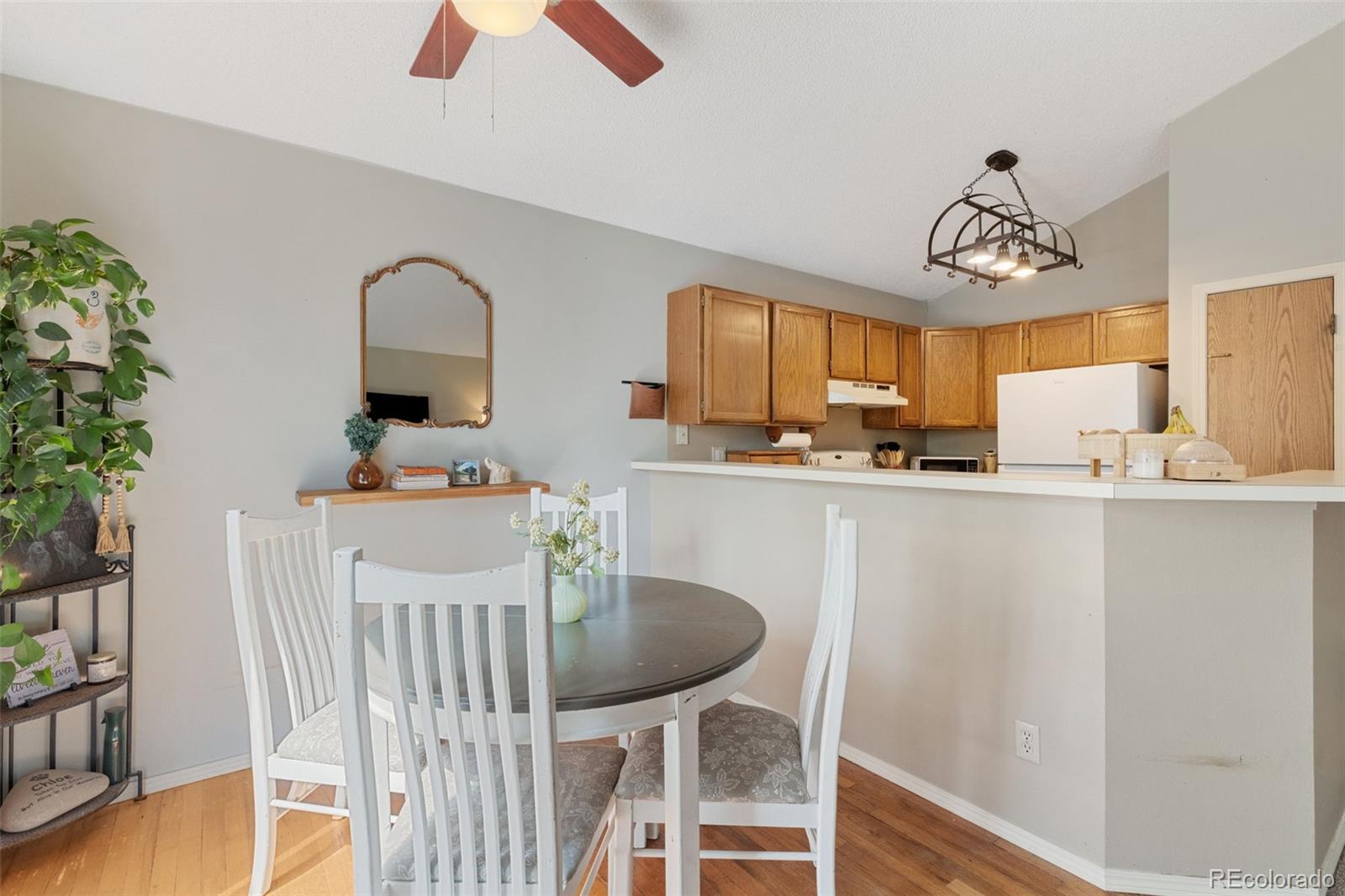 MLS Image #9 for 1125  greenbrier drive,colorado springs, Colorado