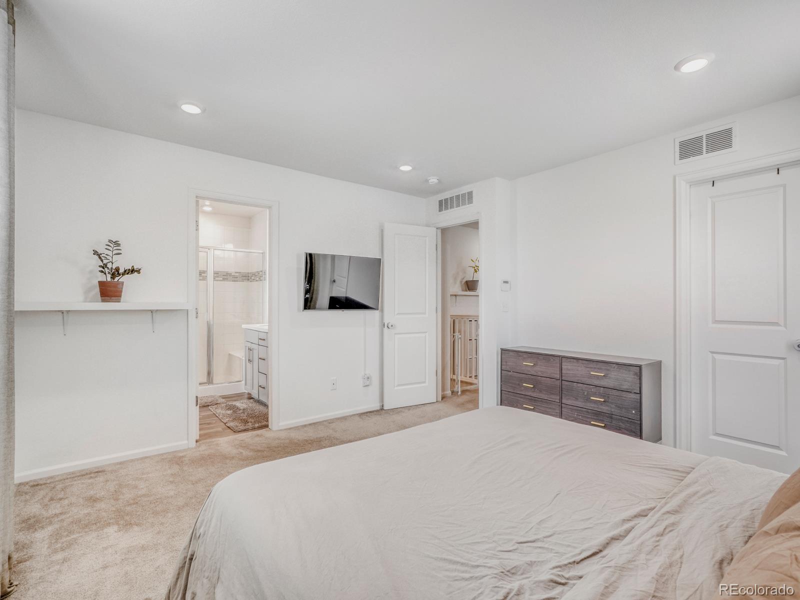 MLS Image #12 for 4397 s netherland court,aurora, Colorado