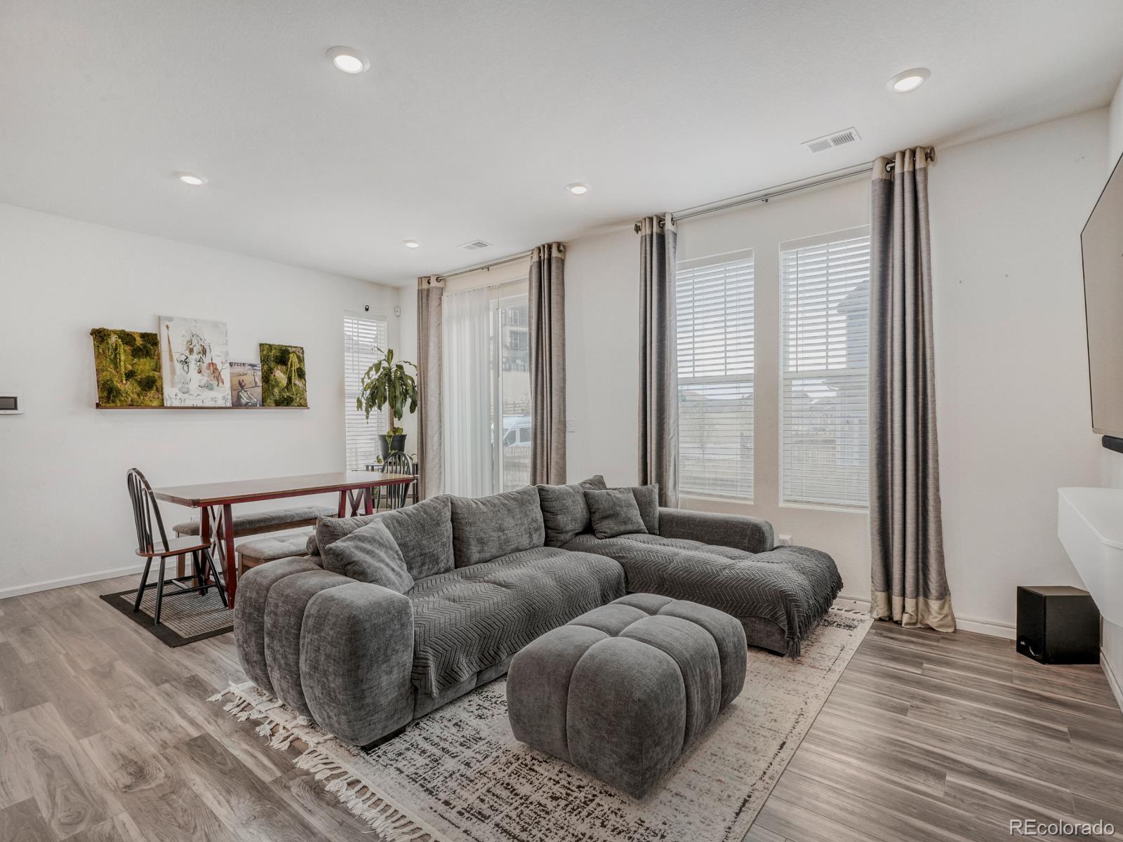 MLS Image #6 for 4397 s netherland court,aurora, Colorado