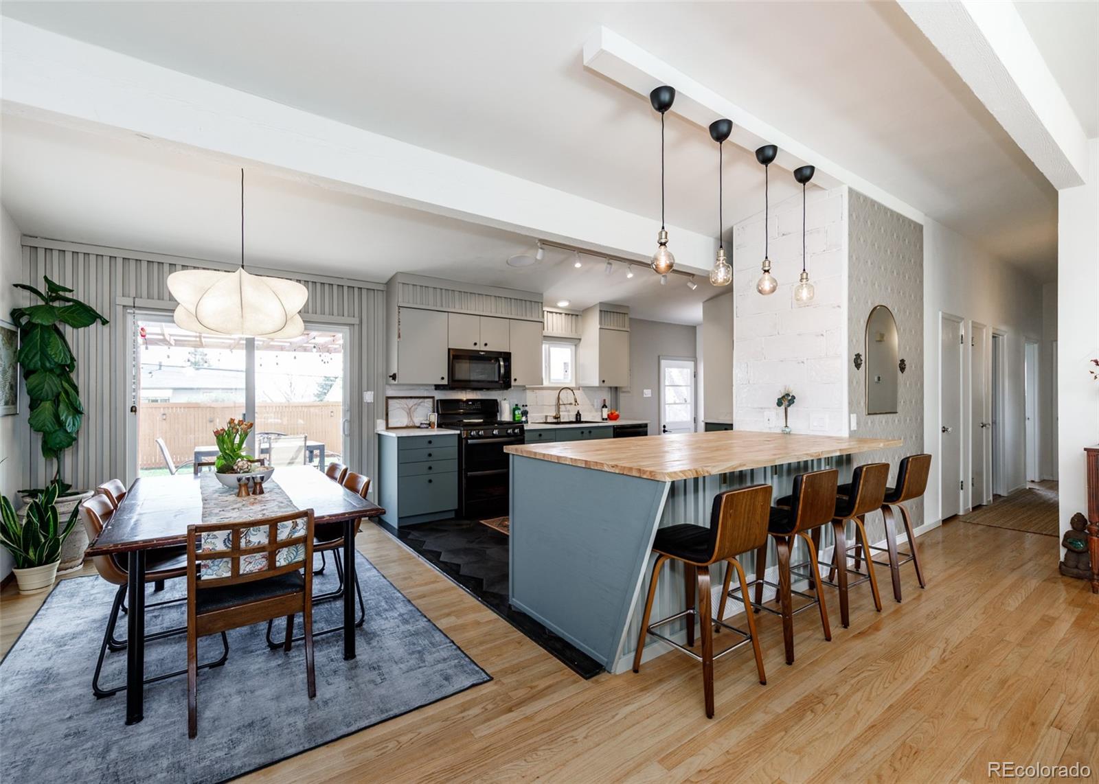 MLS Image #12 for 609  pioneer lane,colorado springs, Colorado