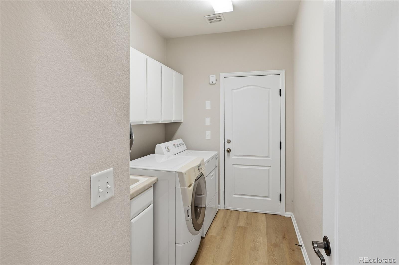 MLS Image #28 for 21103 e lehigh place,aurora, Colorado