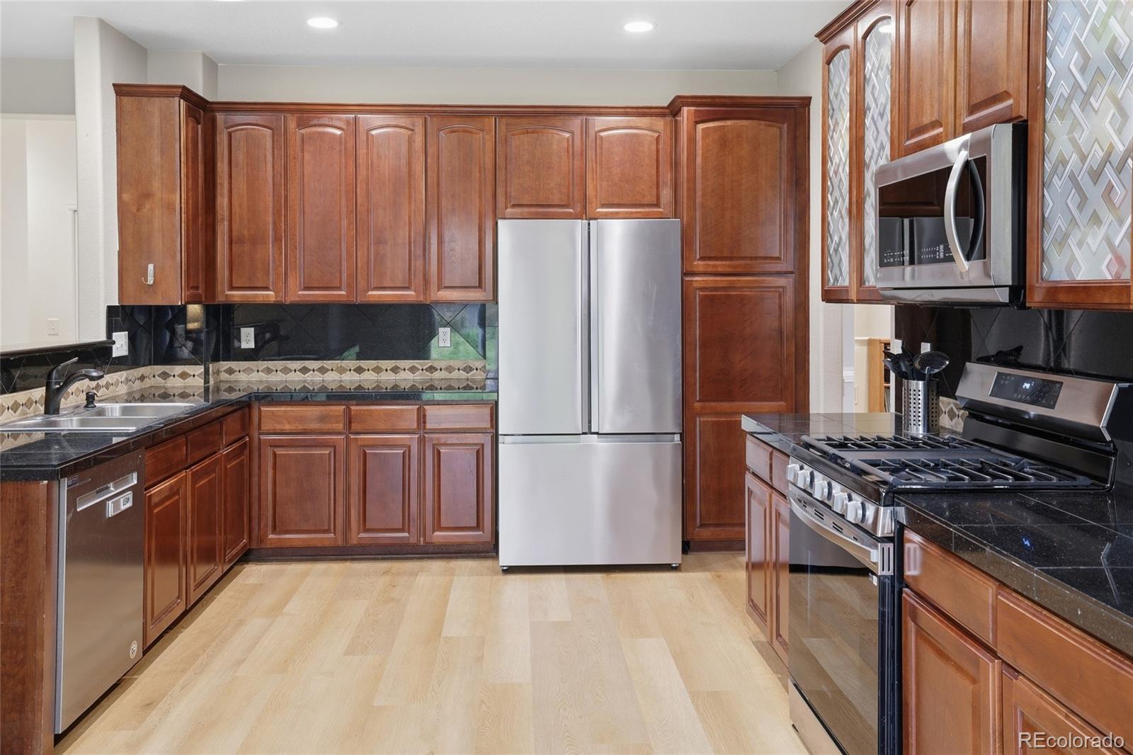 MLS Image #6 for 21103 e lehigh place,aurora, Colorado