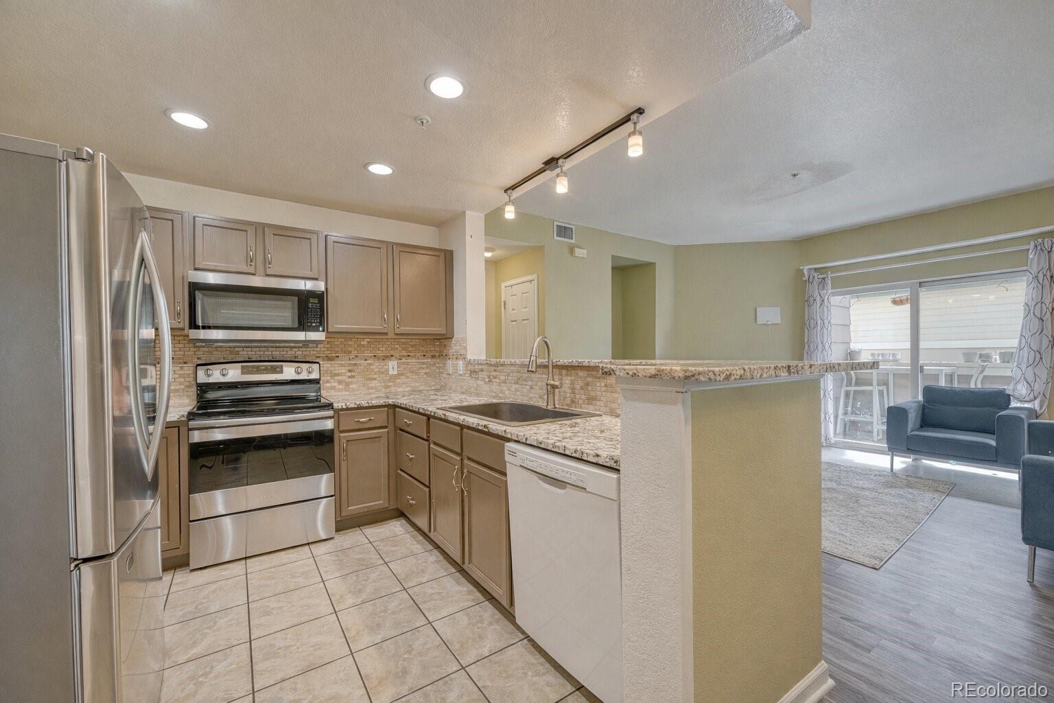 MLS Image #3 for 8707 e florida avenue 407,denver, Colorado