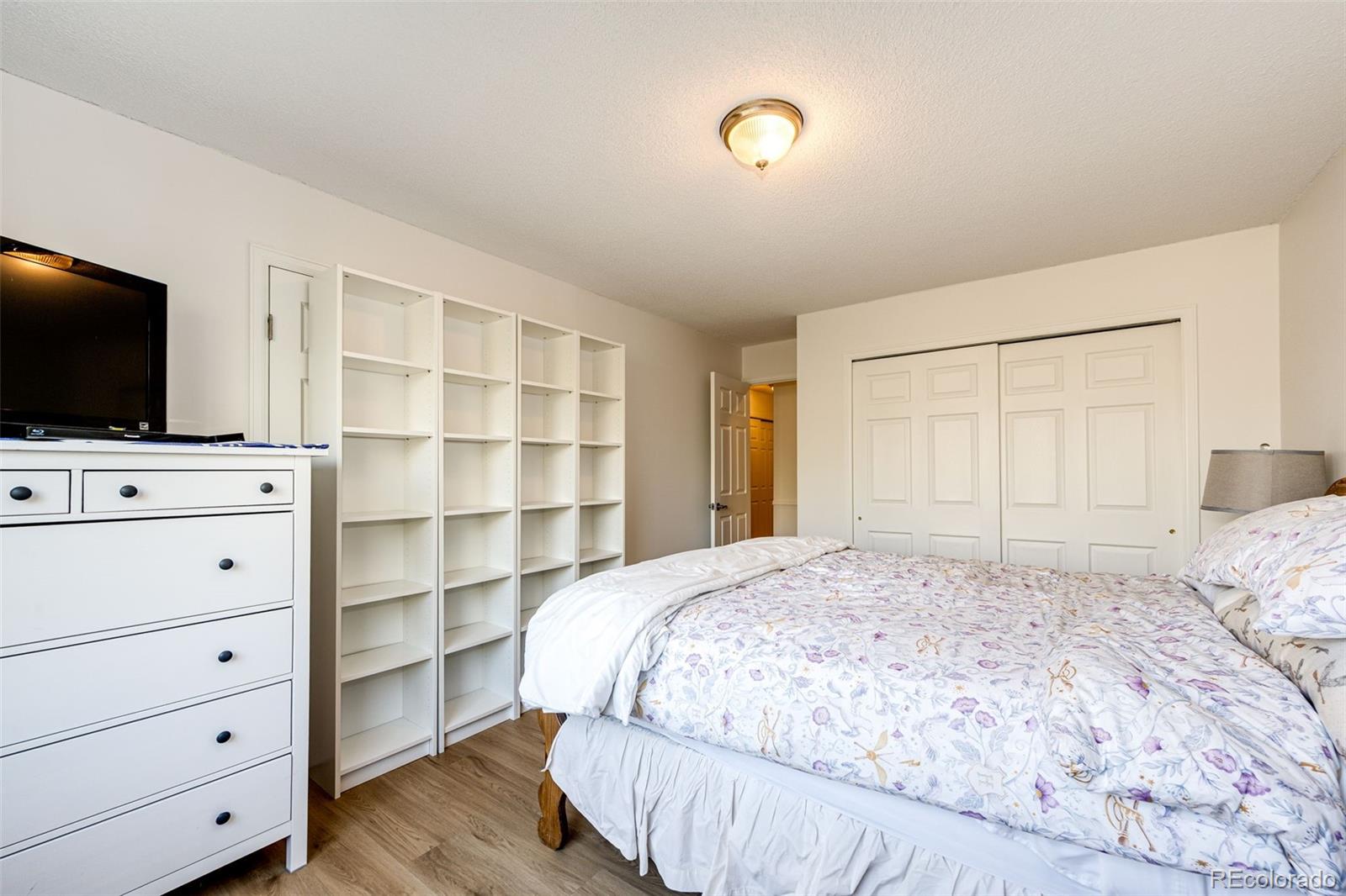 MLS Image #11 for 635 s alton way,denver, Colorado
