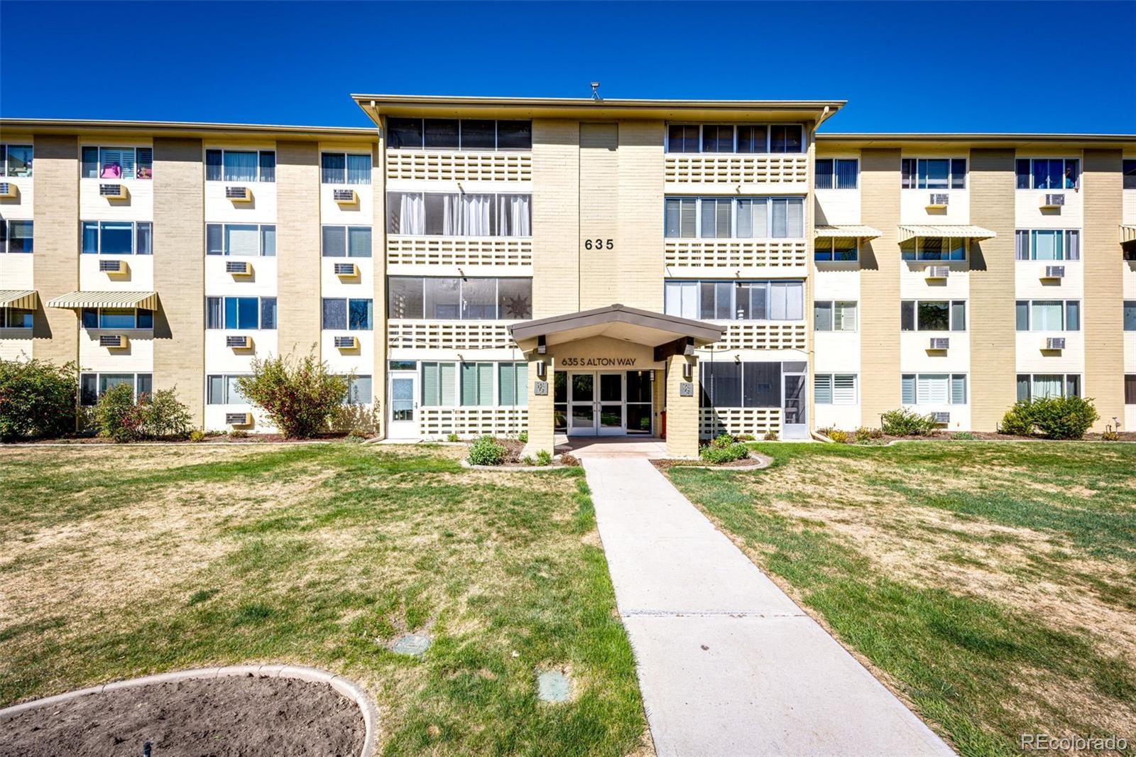 MLS Image #23 for 635 s alton way,denver, Colorado