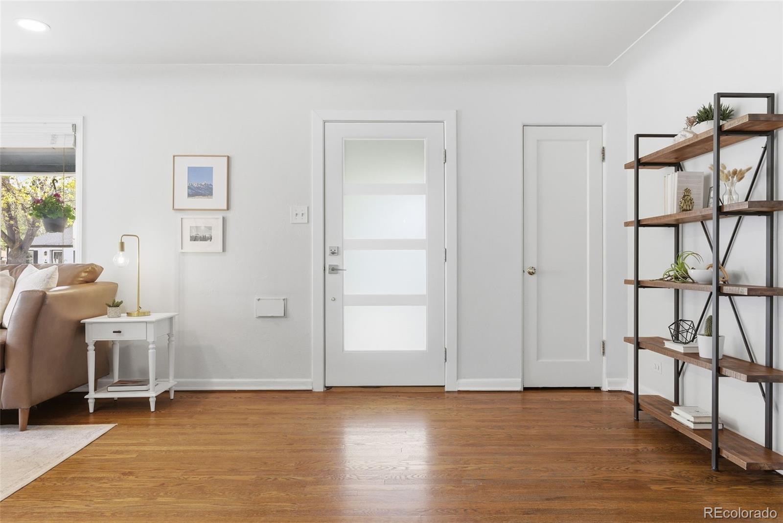 MLS Image #4 for 2740 s franklin street,denver, Colorado