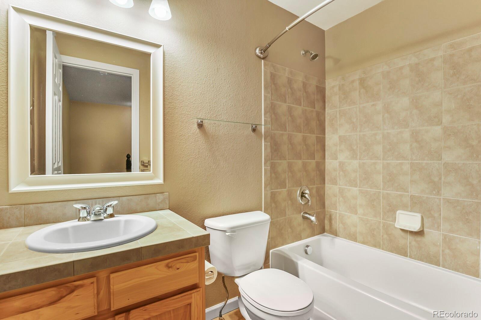 MLS Image #13 for 22716 e ottawa place,aurora, Colorado