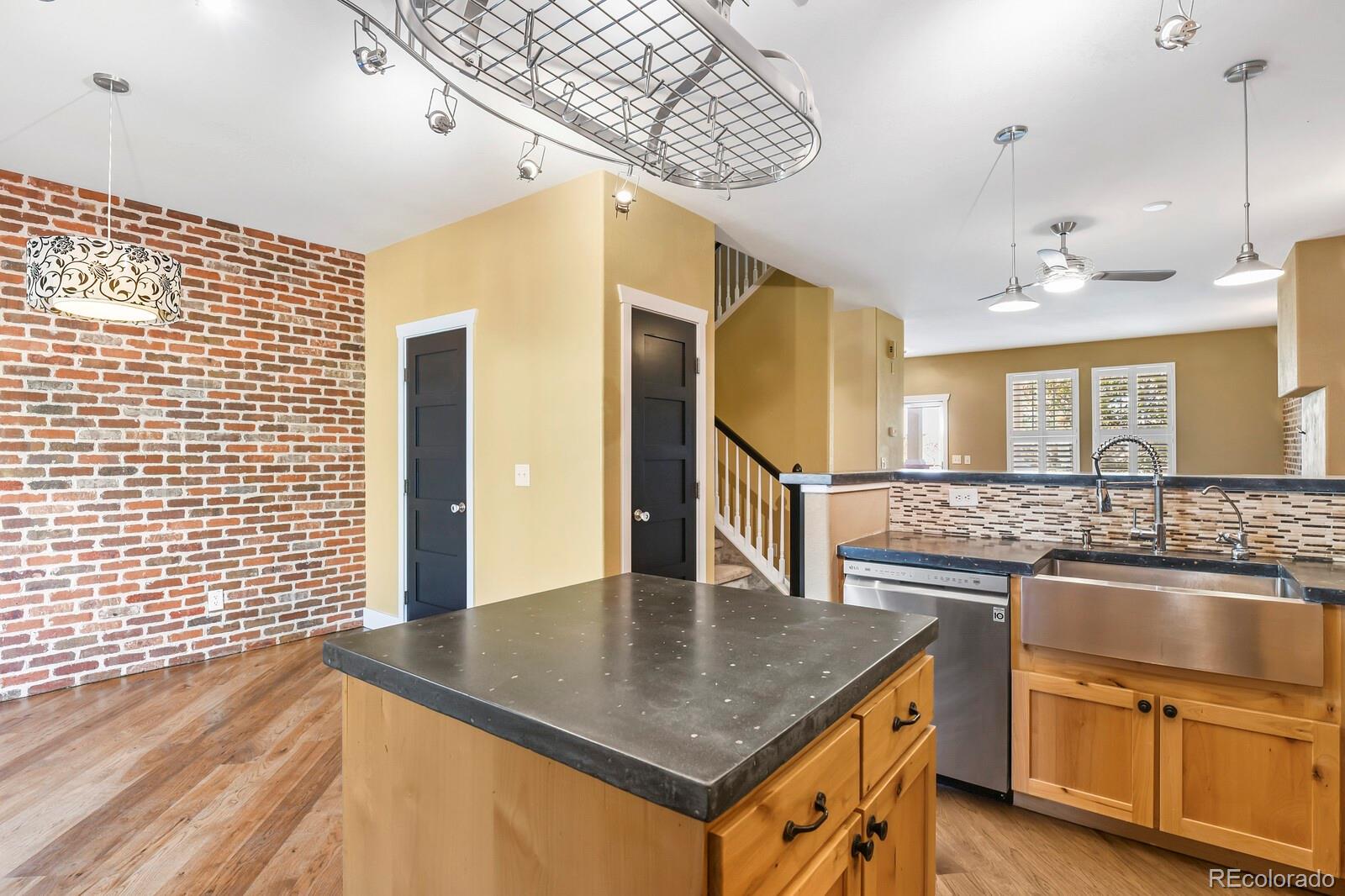 MLS Image #4 for 22716 e ottawa place,aurora, Colorado