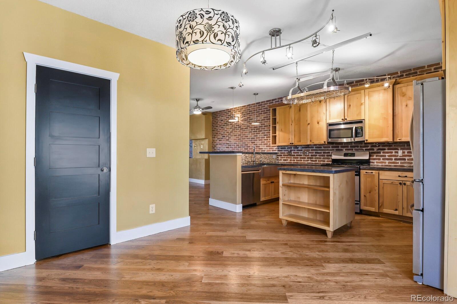 MLS Image #6 for 22716 e ottawa place,aurora, Colorado