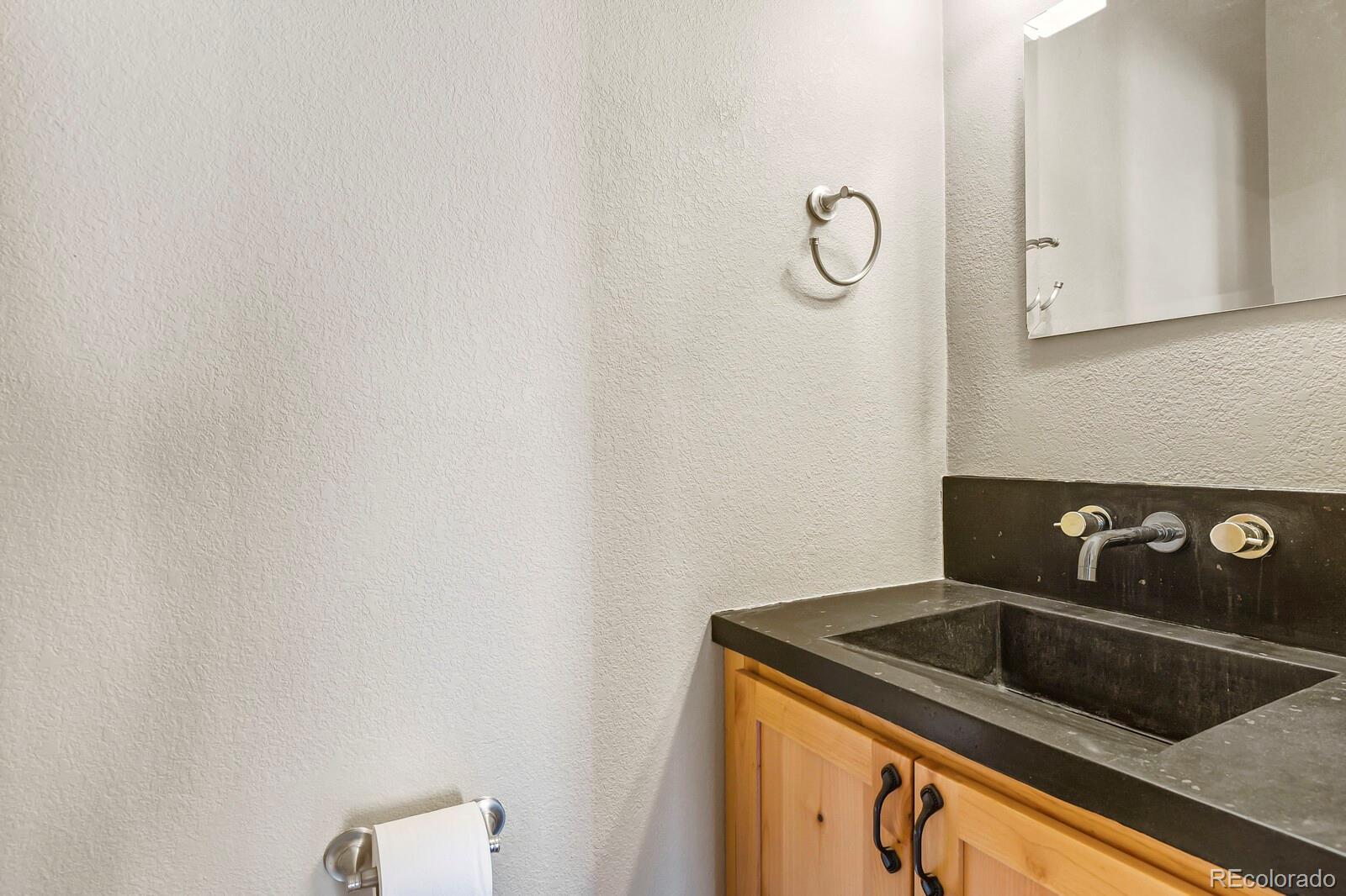 MLS Image #8 for 22716 e ottawa place,aurora, Colorado