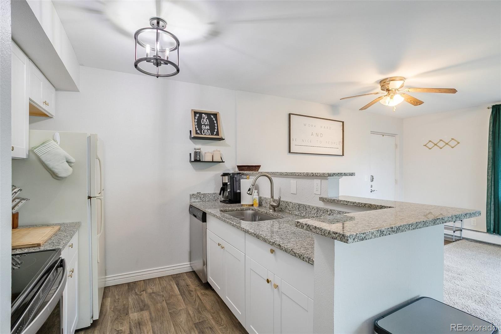 MLS Image #10 for 5770 e warren avenue 317,denver, Colorado