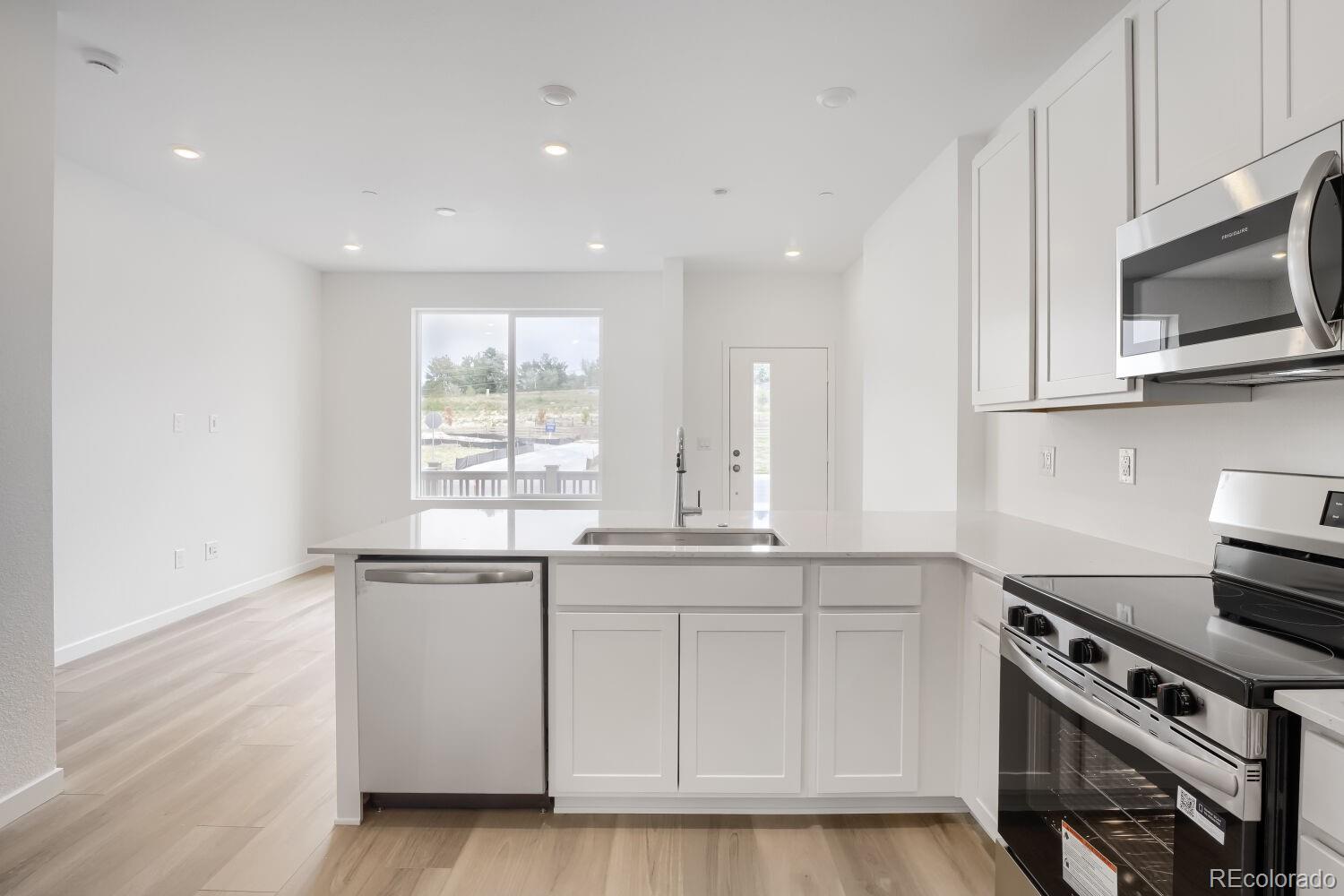 MLS Image #2 for 7651 s mobile way,centennial, Colorado