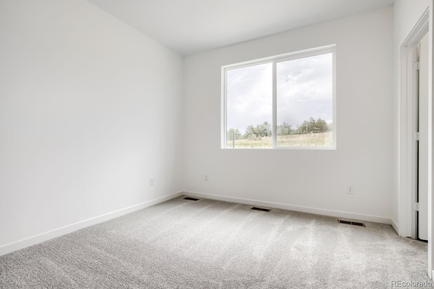 MLS Image #6 for 7651 s mobile way,centennial, Colorado