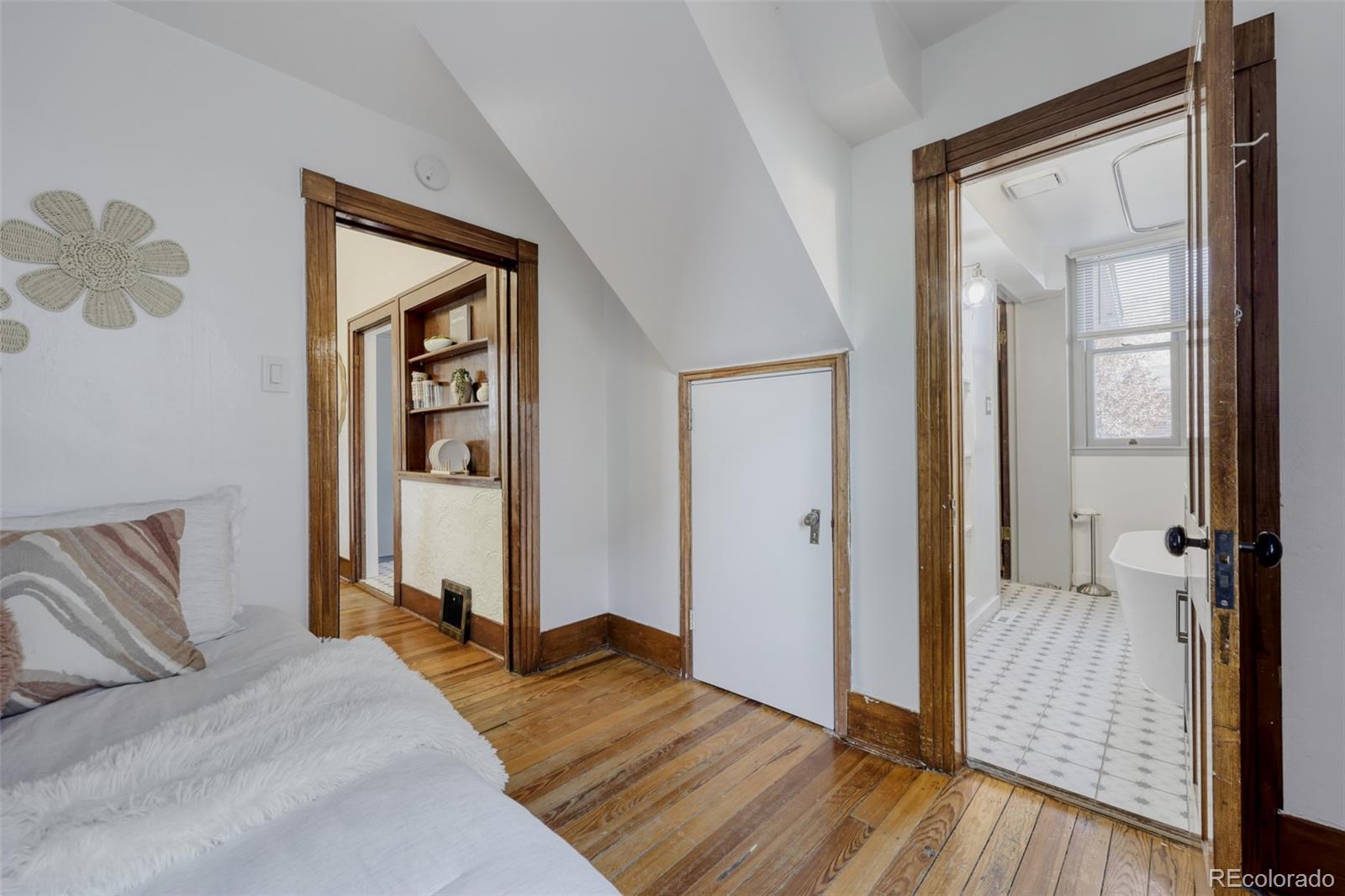 MLS Image #12 for 4922 w 34th avenue,denver, Colorado