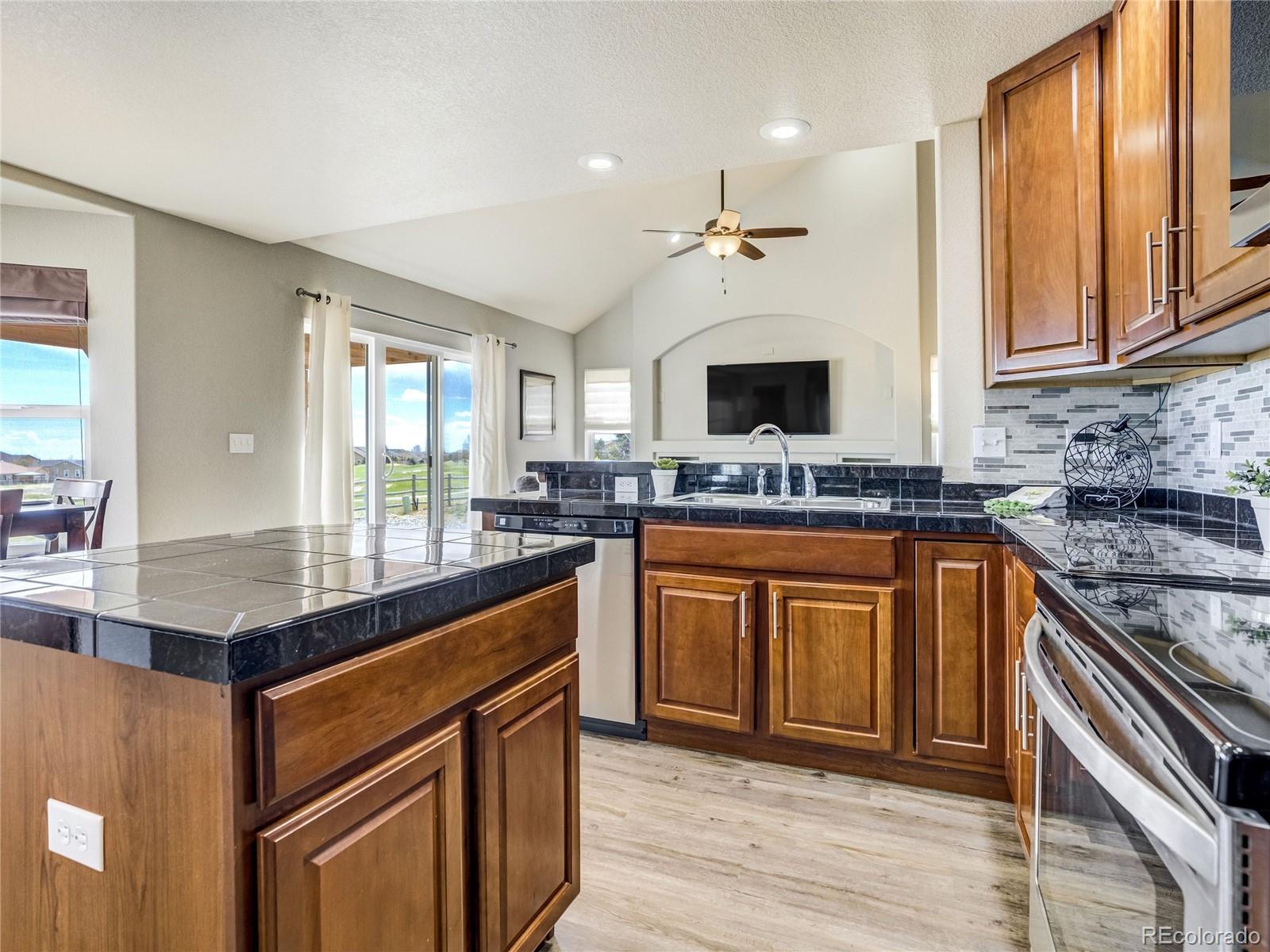 MLS Image #13 for 10749  greenbelt drive,peyton, Colorado