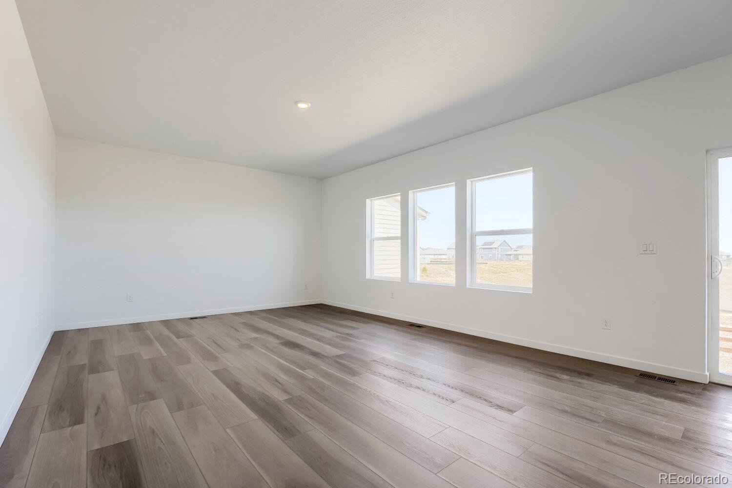 MLS Image #1 for 45899  mill avenue,bennett, Colorado