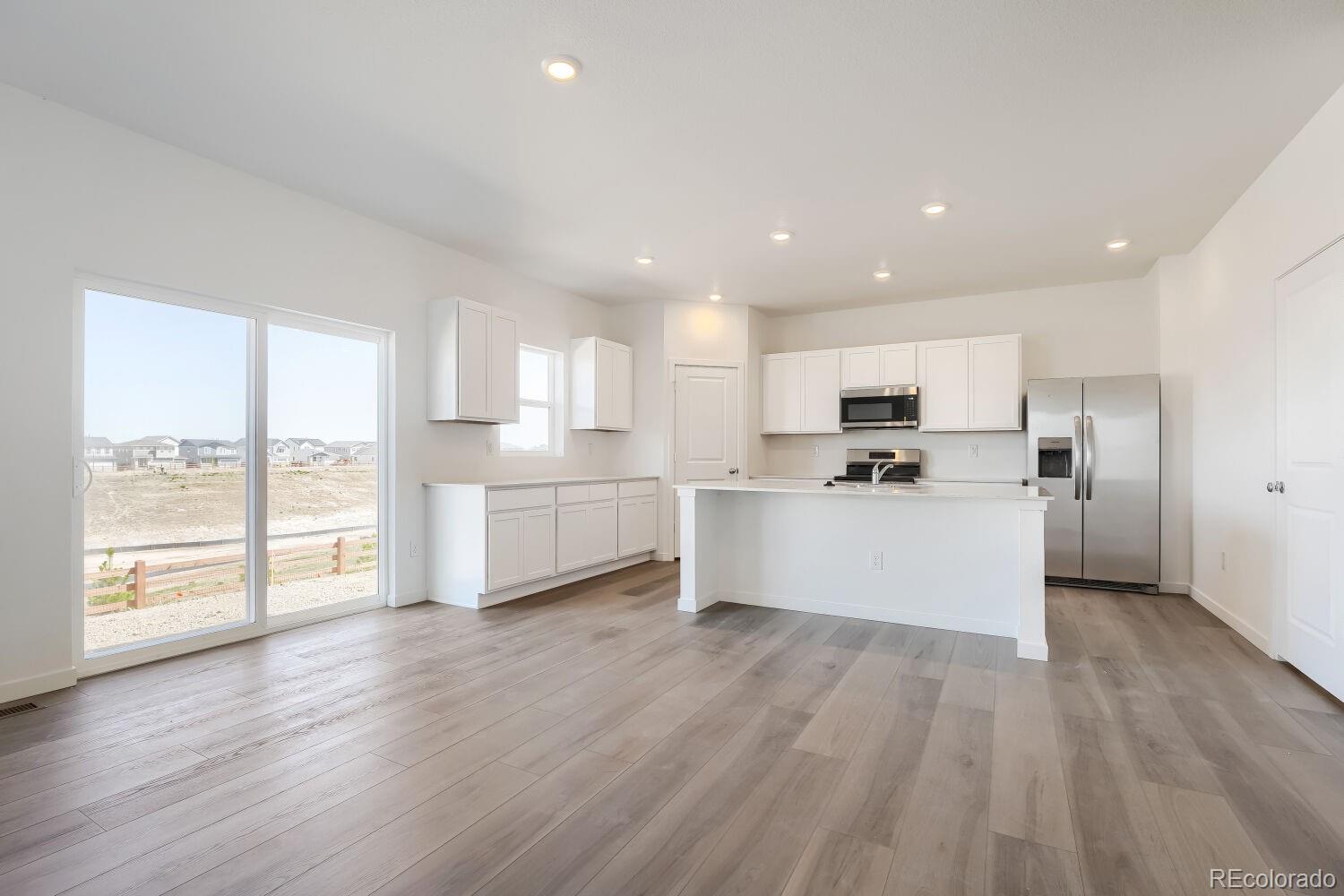 MLS Image #3 for 45899  mill avenue,bennett, Colorado
