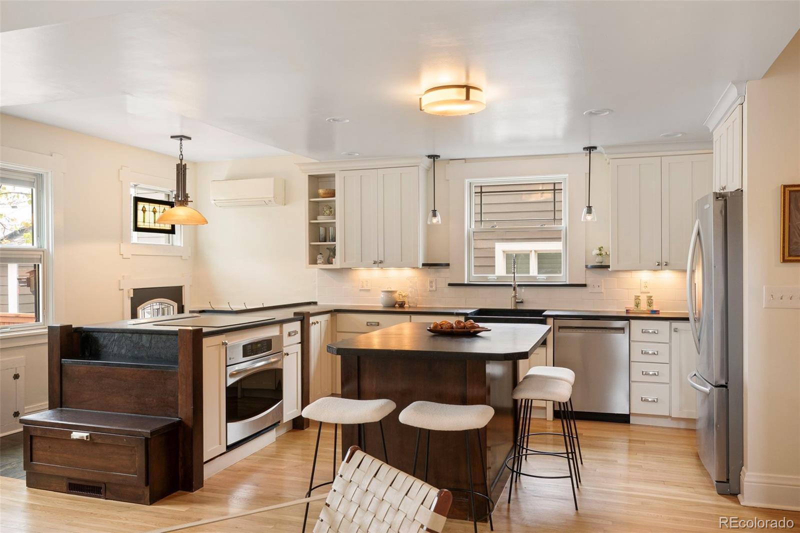 MLS Image #9 for 1121 s williams street,denver, Colorado
