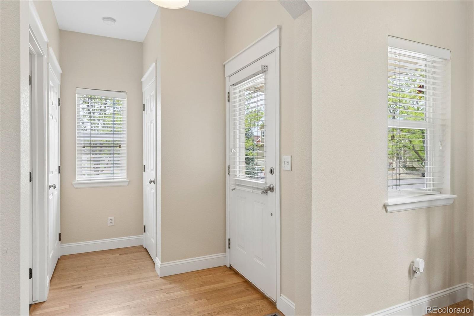 MLS Image #6 for 3650  utica street 1,denver, Colorado