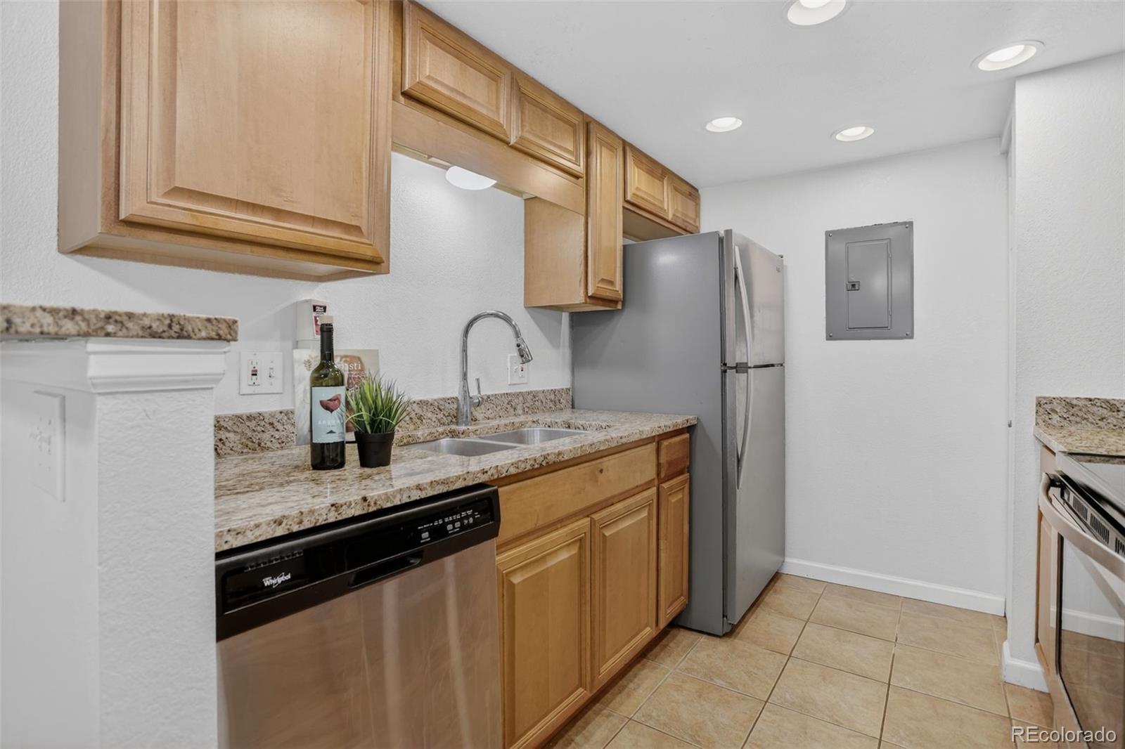 MLS Image #4 for 4400 s quebec street a207,denver, Colorado