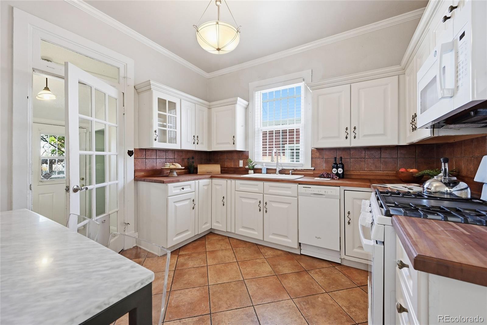 MLS Image #14 for 3429 n high street,denver, Colorado