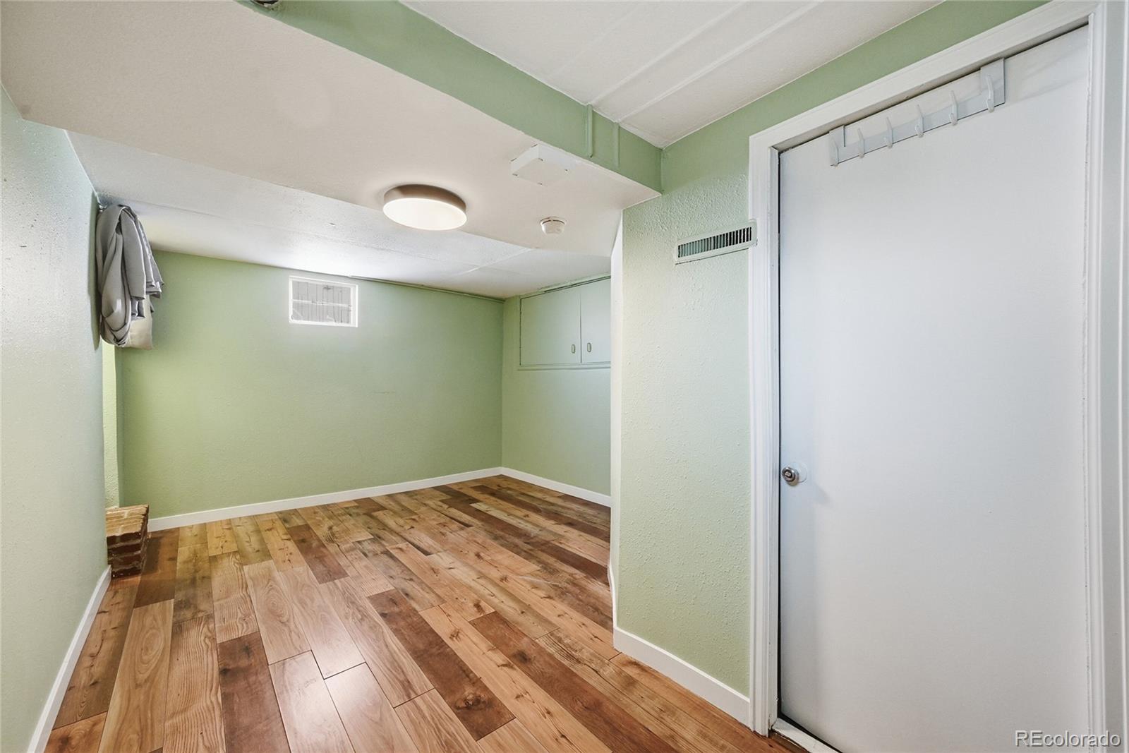 MLS Image #21 for 3429 n high street,denver, Colorado